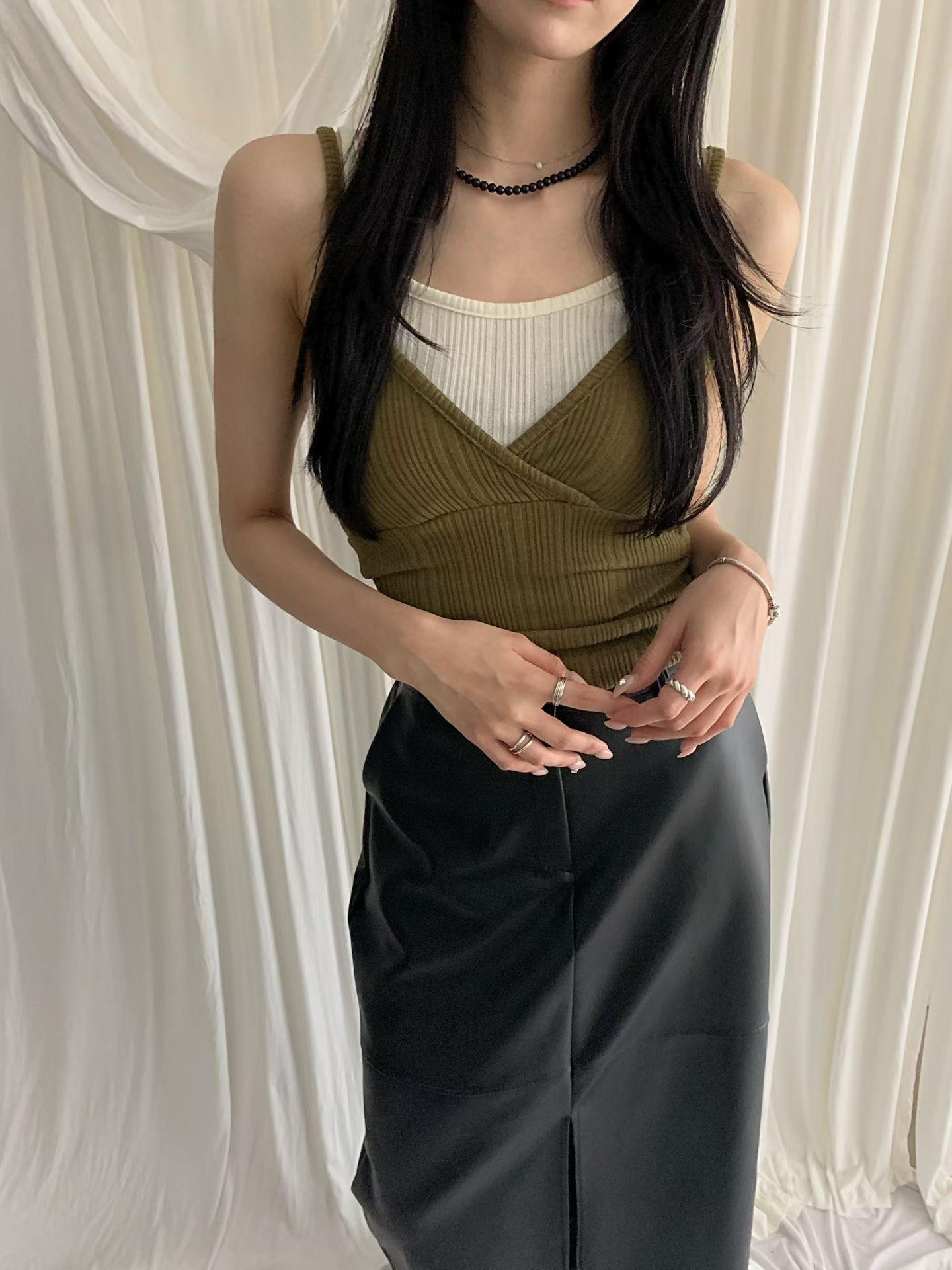 假兩件拼色坑條背心
